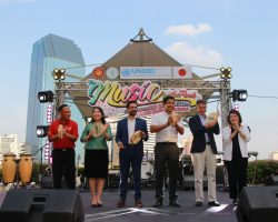 วันที่ 26 พ.ค. 2566 กิจกรรมดนตรีในสวนโดยใช้ชื่องานว่า “สรรสร้างอรรถศิลป์ สู่ศิลปินดนตรีในสวน” ในรูปแบบสองภาษา